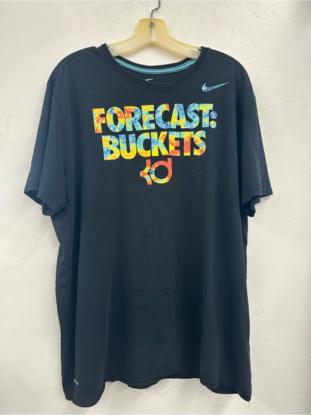 Nike Black 'Forecast: Buckets' Graphic Tee kd Kevin Durant weatherman size xl